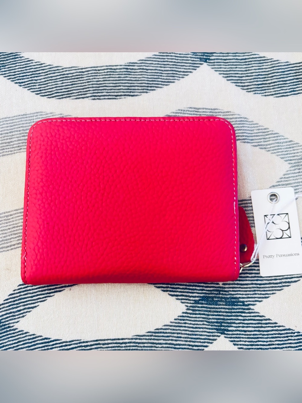 PRETTY PERSUASIONS PINK LEATHER ACCORDION
WALLET